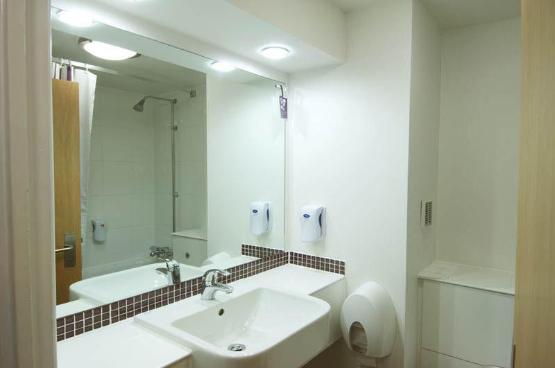 Premier Inn Manchester City Centre 외부 사진
